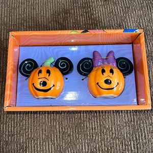 Minnie and Mickey salt and pepper shakers